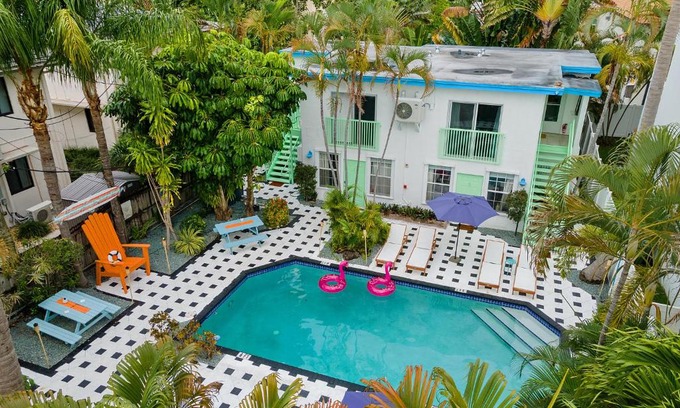 Victoria Park Hotel | Las Olas Guest House