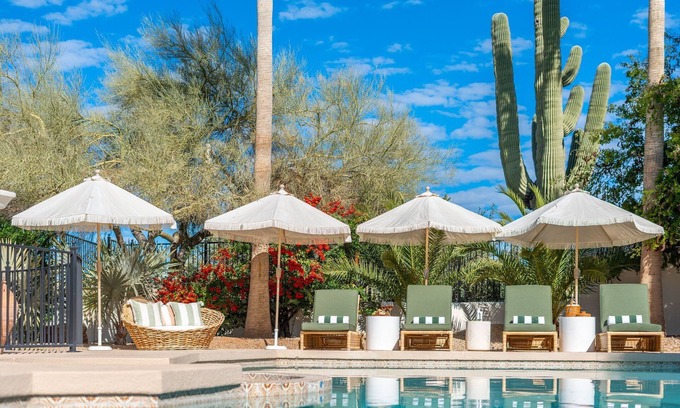 Pinnacle Peak Vistas I House | Las Palmas | Minutes to TPC | Tranquil Hacienda