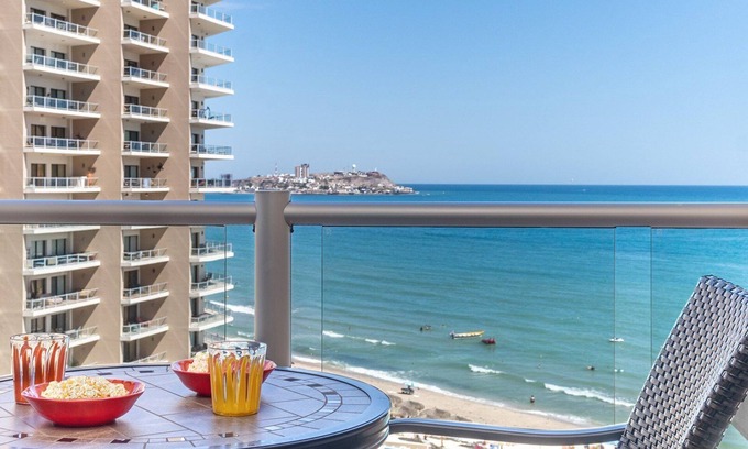 Puerto Penasco Condo | Las Palomas Phase II Cordoba 702 Exceptional Oceanfront 1 BR Unit
