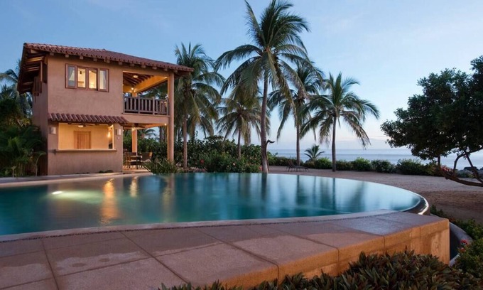 Troncones Villa | Las Rubias - Beachfront Luxury Villa -Troncones