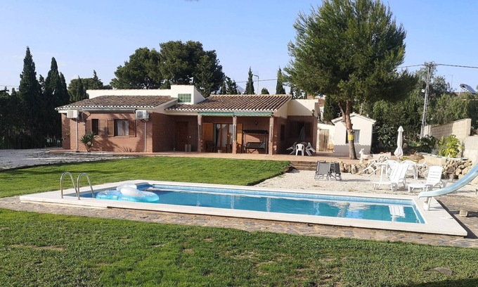 Hoya de los Patos Ski Chalet | Las yucas rural house