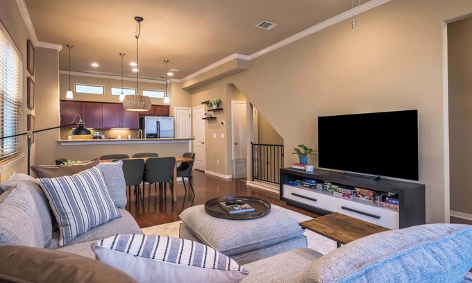 Zilker Condo | Last Chance! Zilker House 20% Off Labor Day