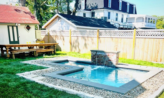 Cape May House | Last min discount now until Labor Day. Amazing location. Jackson St with pool.