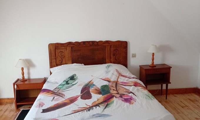 Pleguien House | Last minute:Chez Marcel between land and sea