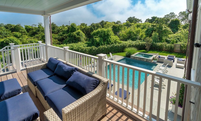 Nantucket Town House | LAST MINUTE DEAL 8/23! Luxurious Nantucket Compound - Pool, Spa, Private Office.