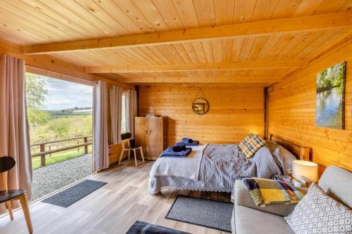 Latchley House | Latchley Meadows Lodge