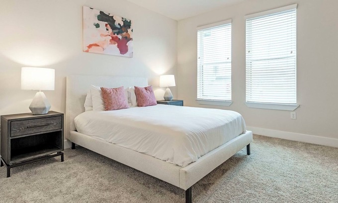 Wetmore Apartment | LaTierna 1BD 3 - One Bedroom Apartment, Sleeps 2