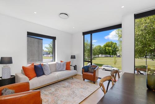 Christchurch City Centre Apartment | Latimer View Apartment
