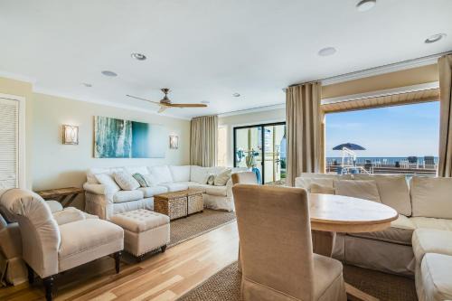 Fort Bay Apartment | Latitude 29 #15