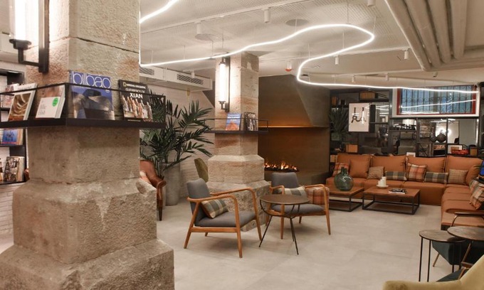 Bilbao City Centre Hostel | LATROUPE La Granja