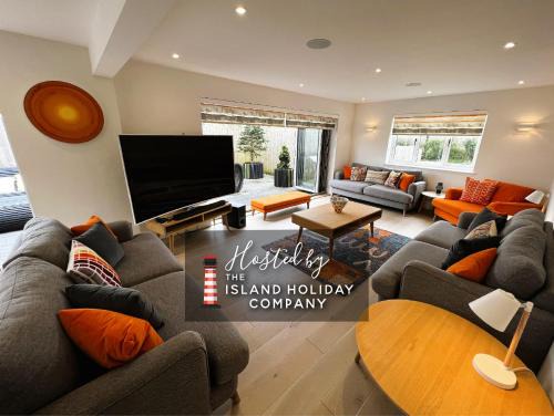 Sandown House | Laurel Cottage