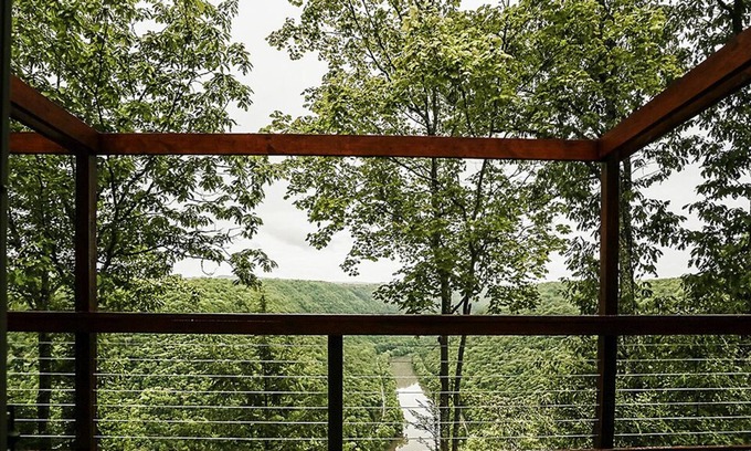 Fayetteville House | Laurel Rim House ★ New River Gorge National Park