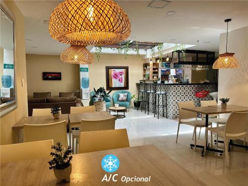 Laureles Hotel | Laureles Guest House LGH Hotel