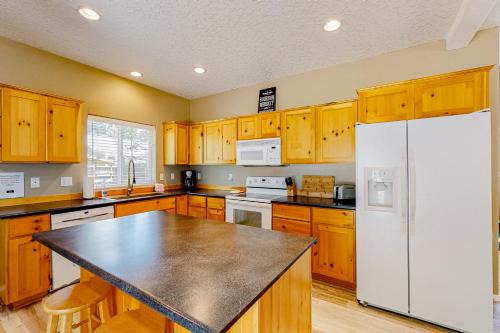 La Pine House | Lava Drive Getaway