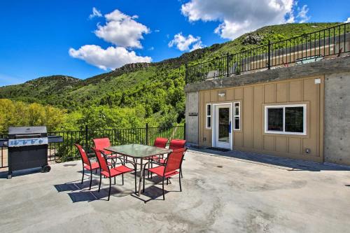 Lava Hot Springs Apartment | Lava Hot Springs Studio 4-Min Walk to Pools!
