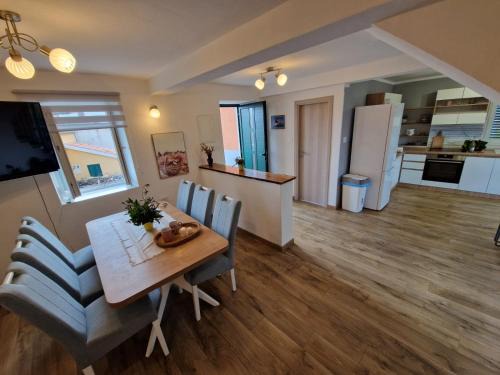 Zbicina Apartment | Lavanda apartman 2