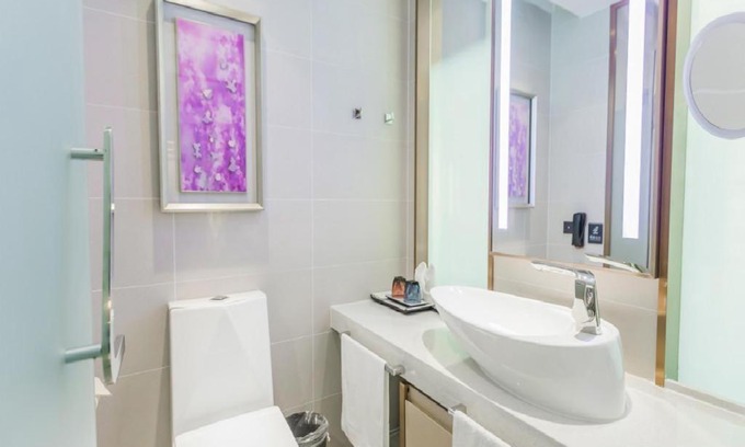 Linghe District Hotel | Lavande Hotel Jinzhou Jiefang Road Kaixuan Building