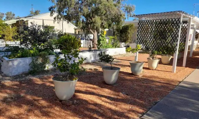 Lightning Ridge House | Lavender Cottage - At home in Lightning Ridge