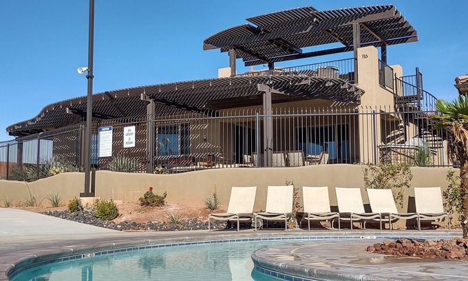 Santa Clara House | Lazy River Lookout #116 -Sleeps 26- Zion, Southern Utah, St George, boating, ATV