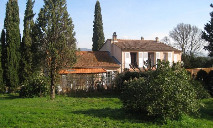 Cogolin House | Leï Suves Campaign - COGOLIN