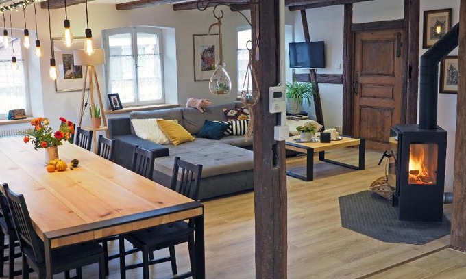 Horbourg-Wihr Apartment | Le 128, duplex alsacien 10 personnes, piscine
