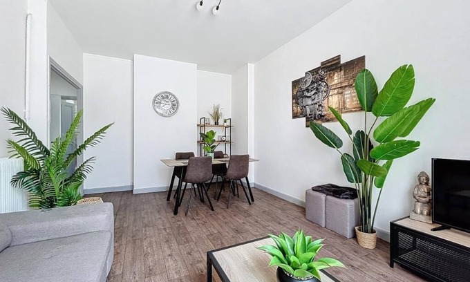 Montlucon Apartment | Le 4-F2 historic center