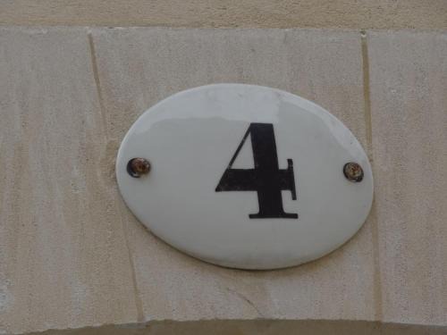 Bayeux House | Le 4