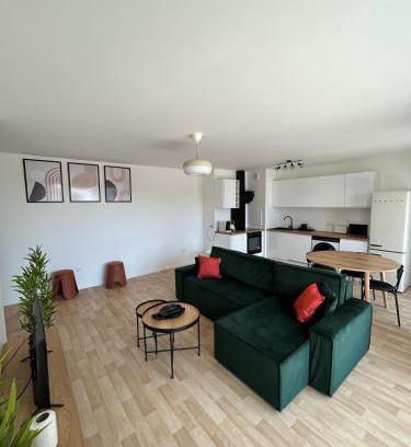 Bobigny Apartment | Le 75 Vaillant Spacieux 4 Chambres Paris Est