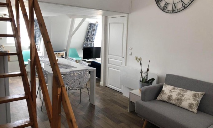 Saint-Omer Apartment | Le Bachelin