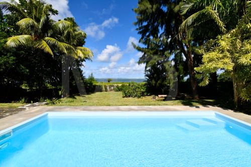 Surinam Villa | Le Badamier Rose