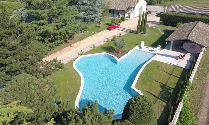 Saint-Jean-d'Ardieres Bed & Breakfast | LE BEL AIR DE SAINT JEAN