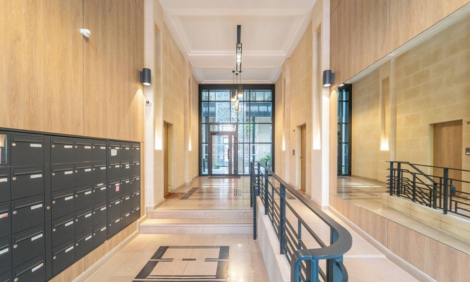 Les Puces de Saint-Ouen Apartment | Le Biron - Appartement 5 personnes