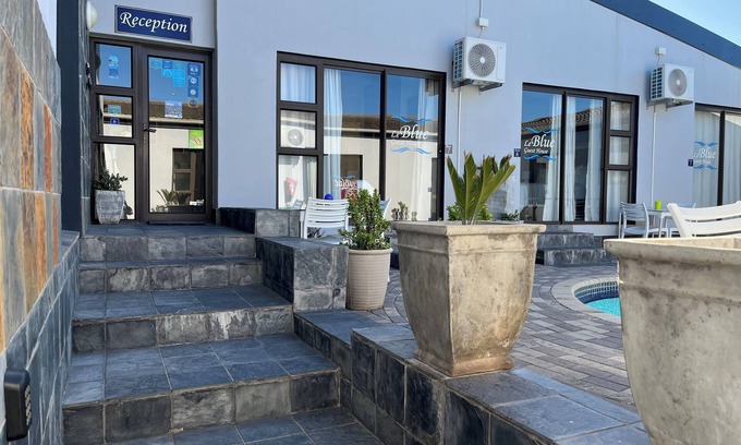 Bluewater Bay House | Le Blue Guesthouse