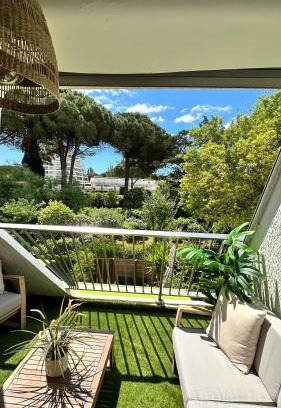 La Petite Motte Apartment | LE BOHÈME - balcon vue jardin - clim - place de parking - wifi - 5min plage