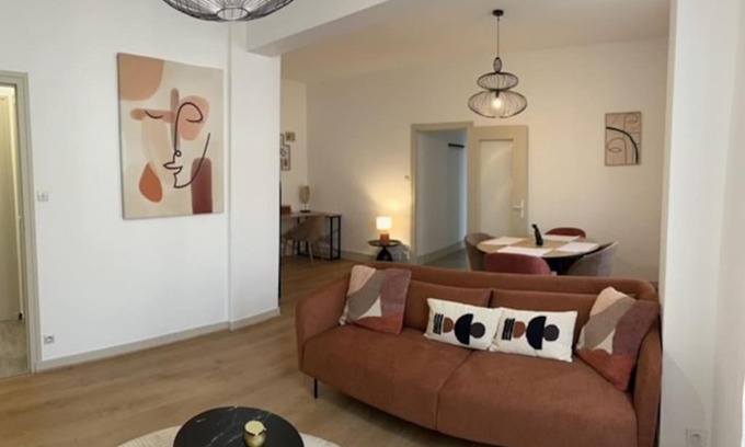Jacquard - Prefecture Apartment | Le Boisson appartement Spacieux et Central