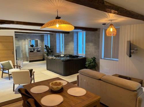 Seclin Apartment | Le Bonhomique