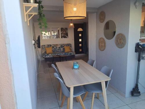 Le Grau-dʼAgde Apartment | Le Bosquet, superbe rez de jardin, parking, clim,650m plage Grau d'agde