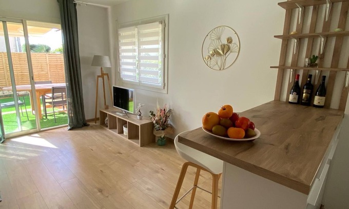 Le Grau-Du-Roi Apartment | Le Boucanet ground and garden level, 30 meters from the beach. Ideal for families & SUP