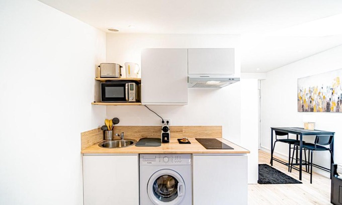 Bussiere - Cadiere Apartment | Le Californie - Agréable studio - Oullins