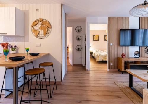 Faubourg North Apartment | Le Carrousel Avec Parking Privé
