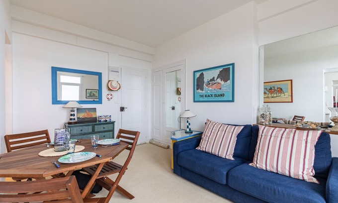 Saint-Cast-le-Guildo Apartment | Le Celtic - Vue Mer - Proche golf