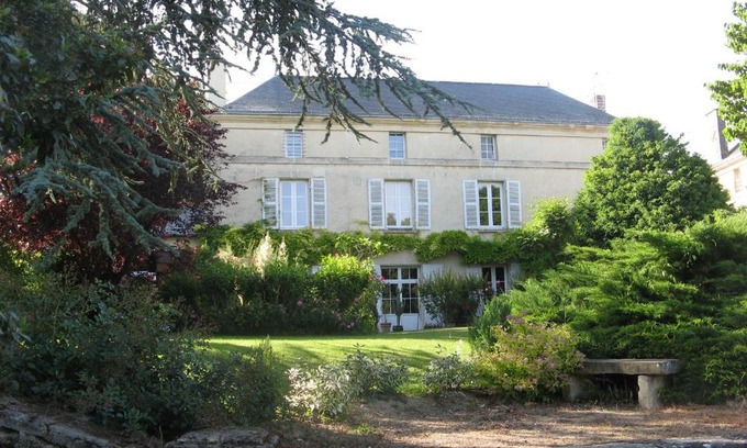 Doue-la-Fontaine Bed & Breakfast | Le Chai De La Rose SPA et Séances Bien être