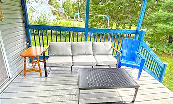 Saint-Emile-de-Suffolk Ski Chalet | Le Chalet Biloba Bord de lac Avec Grand spa