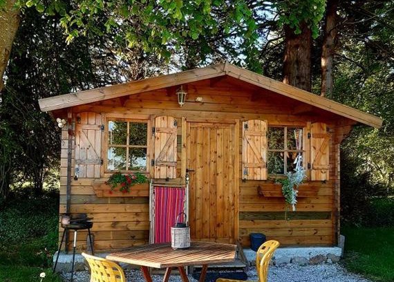 Saint-Vaast-la-Hougue Ski Chalet | Le Chalet du Clos Giot