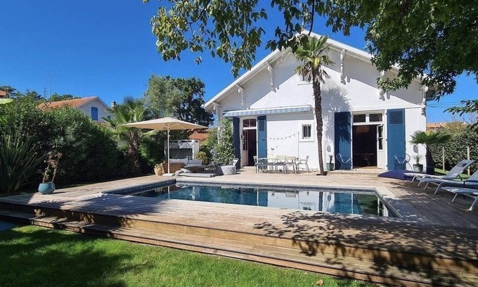 Capbreton Villa | Le Chalet Nirvana - Triangle dOr à Capbreton - 11 Couchages Avec Piscine