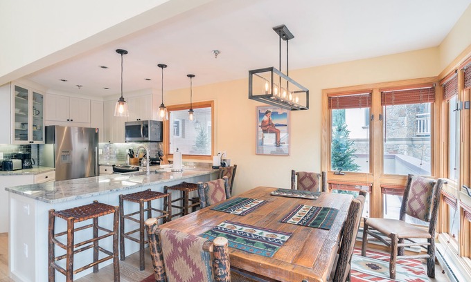 Mountain Village Condo | Le Chamonix D by AvantStay | In Mountain Village, Close to Gondola & Skiing