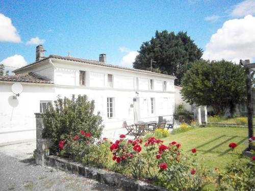 Saint-Fort-sur-Gironde Bed & Breakfast | Le Charhido