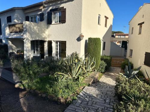 Saint-Raphael House | Le Charme bleu d'Azur