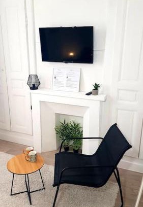 Saint-Honore - Jeanne d'Arc Apartment | Le Chat Bleu - 26m2- Terrasse sur les toits - Wi-fi
