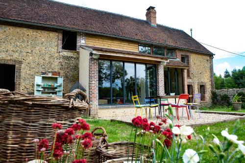 Tourouvre-au-Perche House | Le Chat Qui Perche. Gîte pour 6 personnes.
